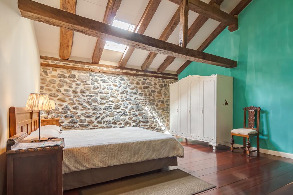 Casona Valle De Soba Regules Exterior photo